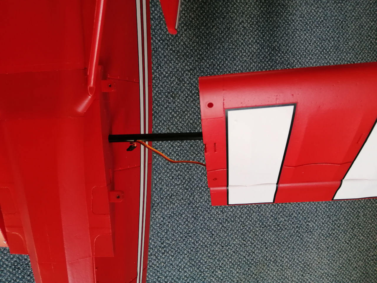 FMS Pitts V2 - untere Fläche